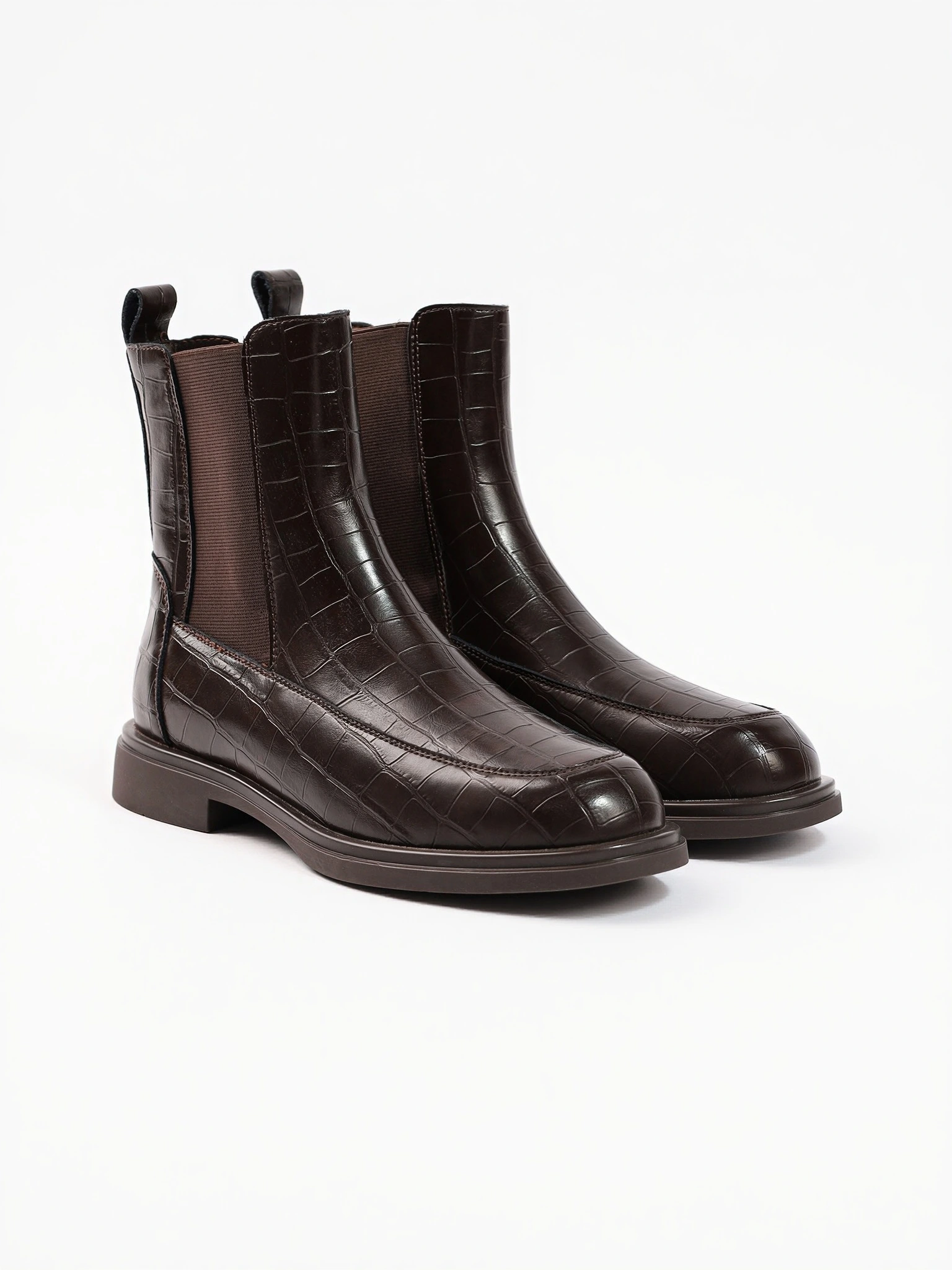 Ботинки-челси коричневого цвета из натуральной кожи